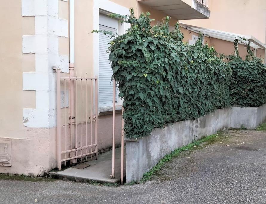 Ferienwohnung Le Cocon Zen Voiron Exterior foto